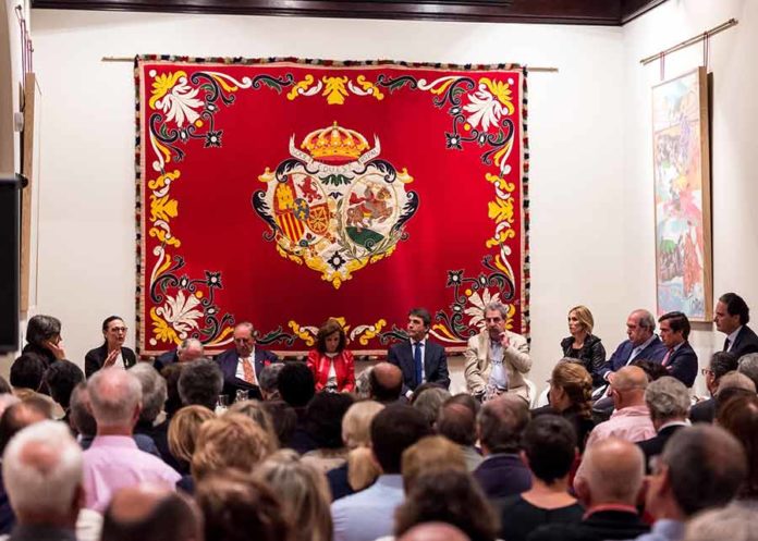 La mesa redonda celebrada en Sevilla sobre el fututo de la Fiesta.