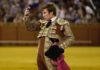 Daniel de la Fuente, con la oreja ganada hoy en Sevilla.