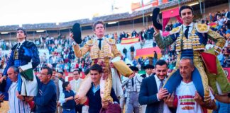 Borja Jiménez, a hombros en Cabra