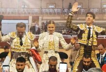 Esaú Fernández, a hombros en San Clemente